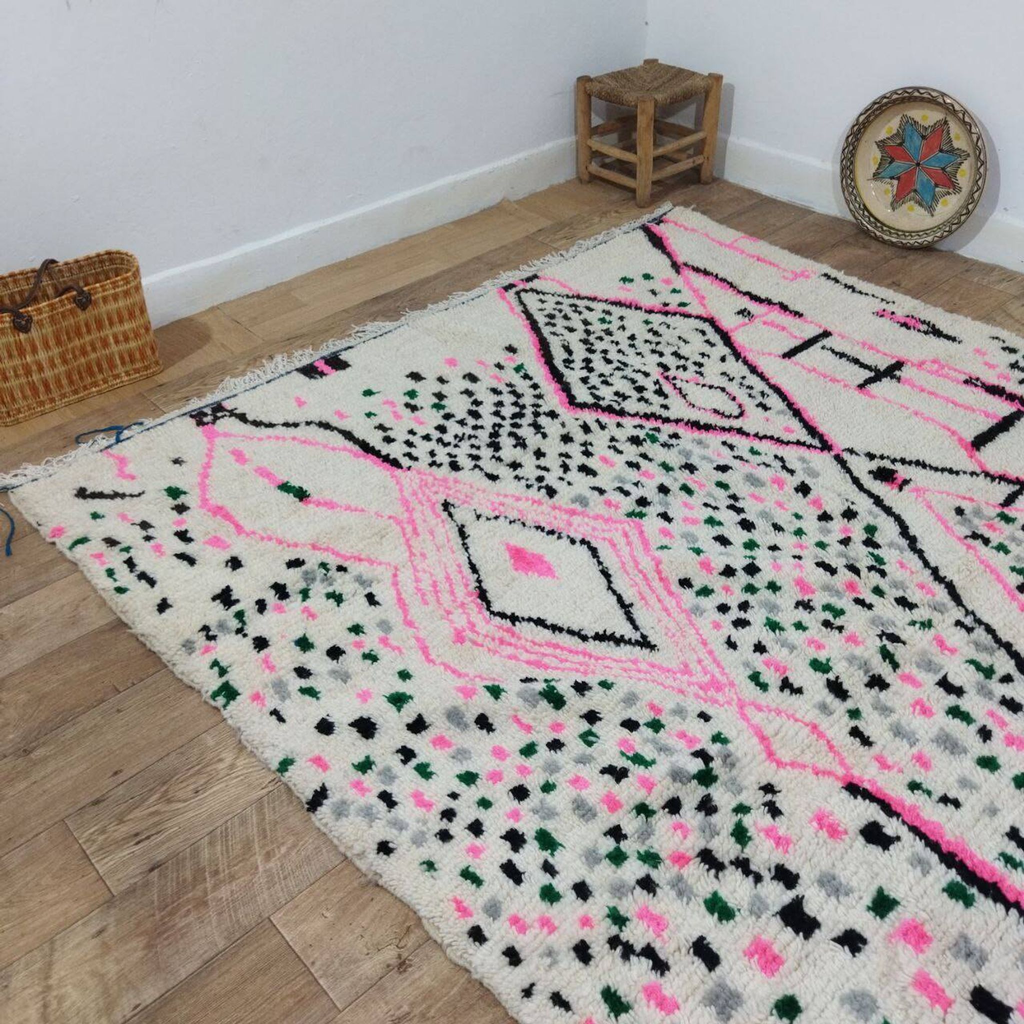 Handmade wool Berber rug 300x190 cm