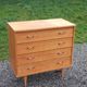 Vintage oak chest of drawers with 4 drawers from the 1960s.