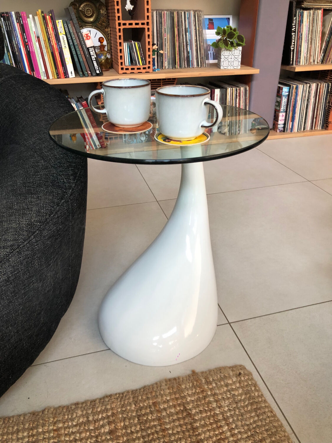 Space age side table