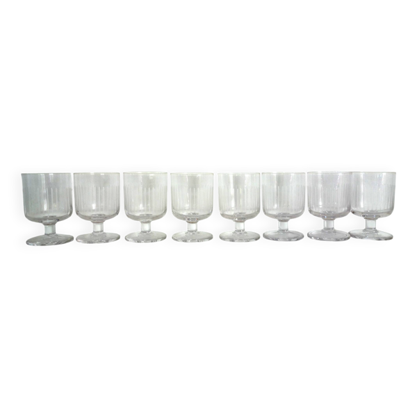 Lot de 8 verres à eau en cristal taillé vintage.
