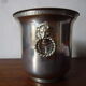 Cache silver metal pot with lion heads