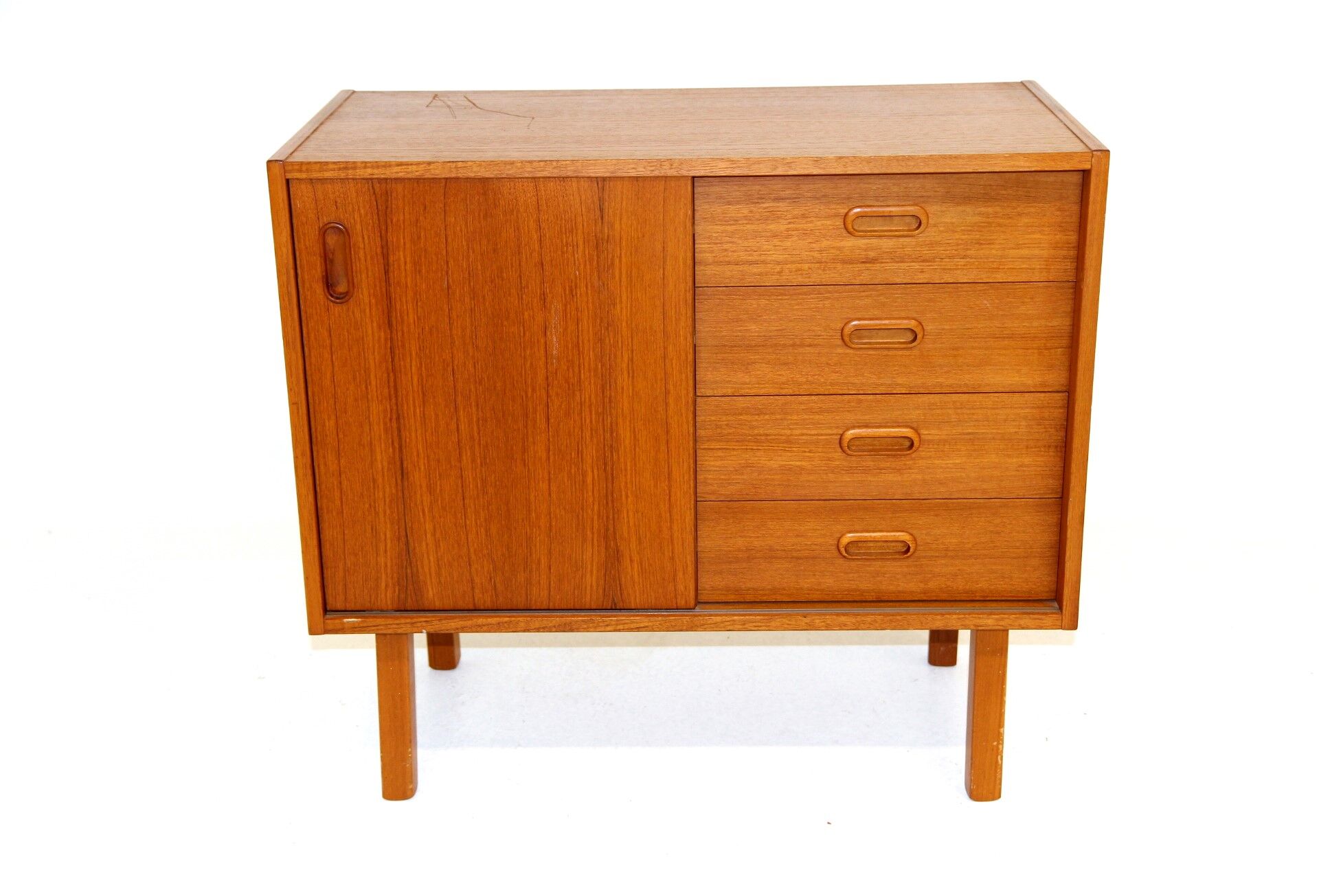Commode en teck, Suède, 1960