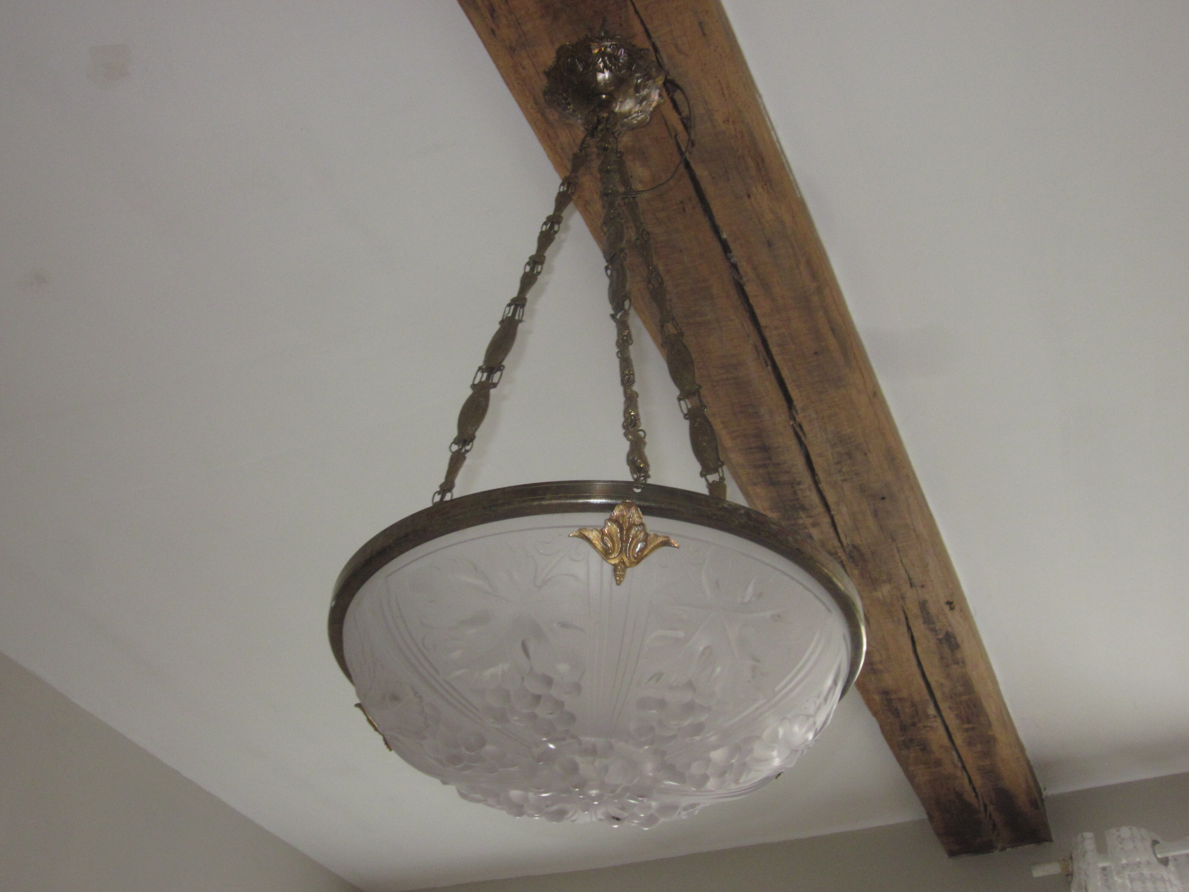 Suspension des annèes 30 en verre moulè