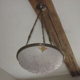 Hanging of 30 years in molded glass