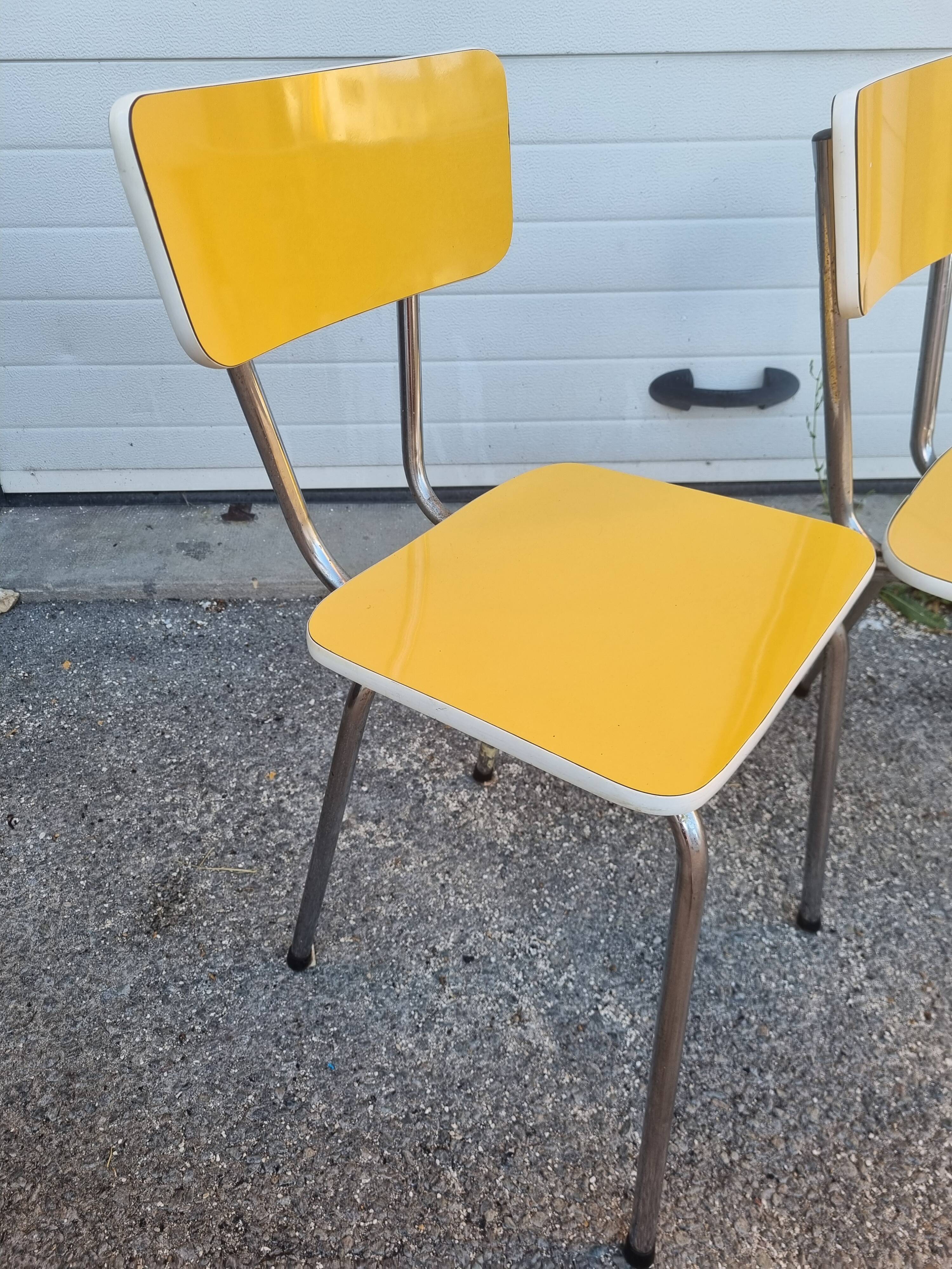 4 chairs formica pop yellow 1970