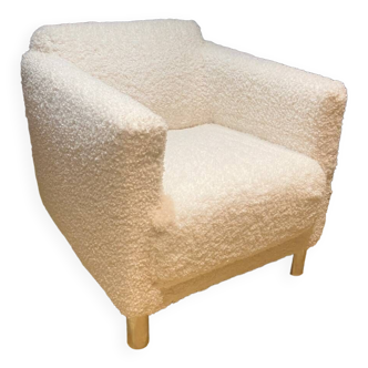 White tulle armchair