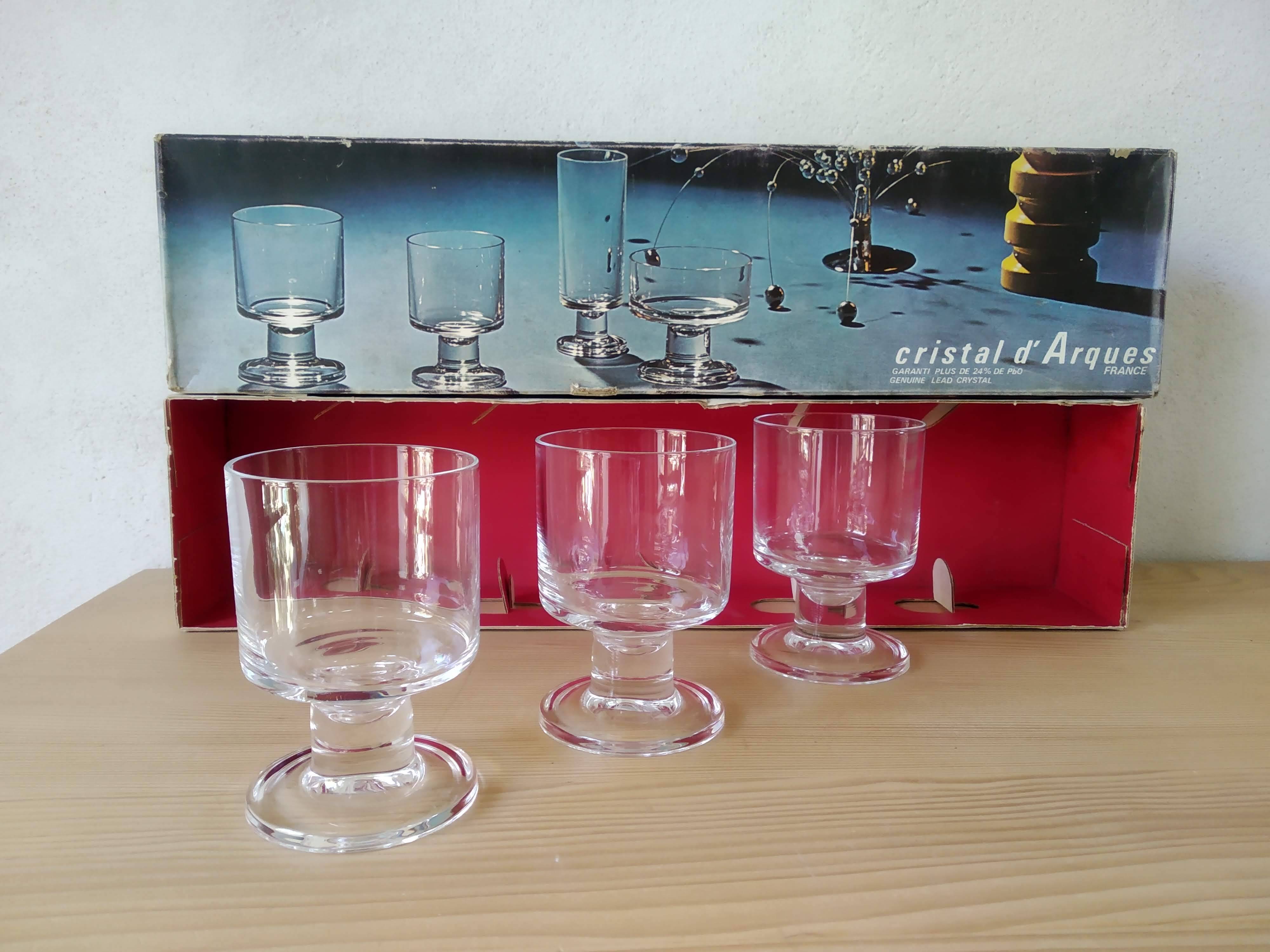 Vintage 70 crystal footed glass from Arques