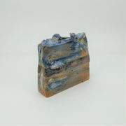 Sandstone vase by Vicente Vigreyos