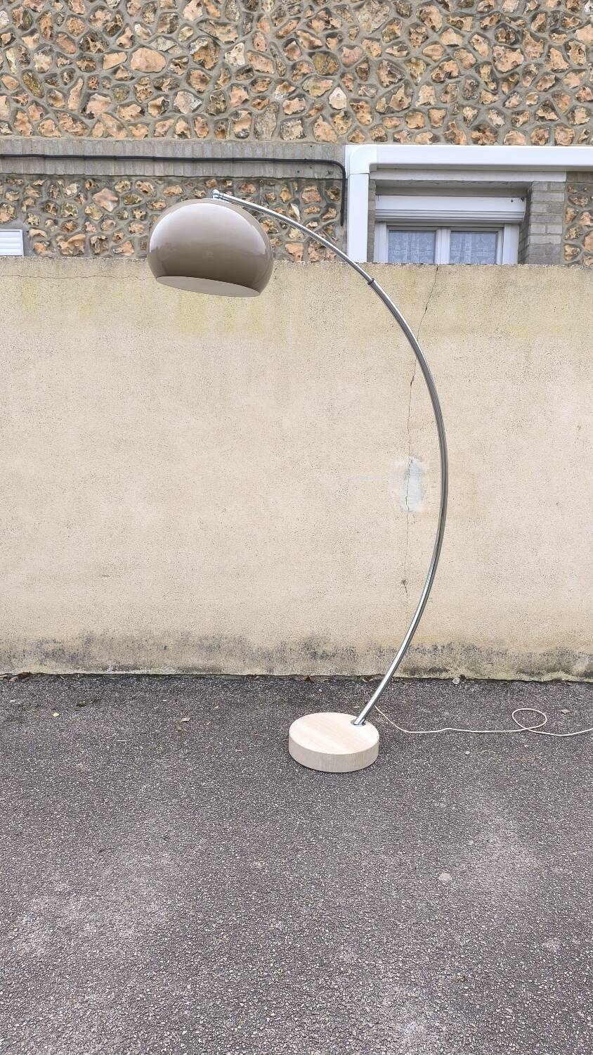 Arc floor lamp by Harvey Guzzini 70s