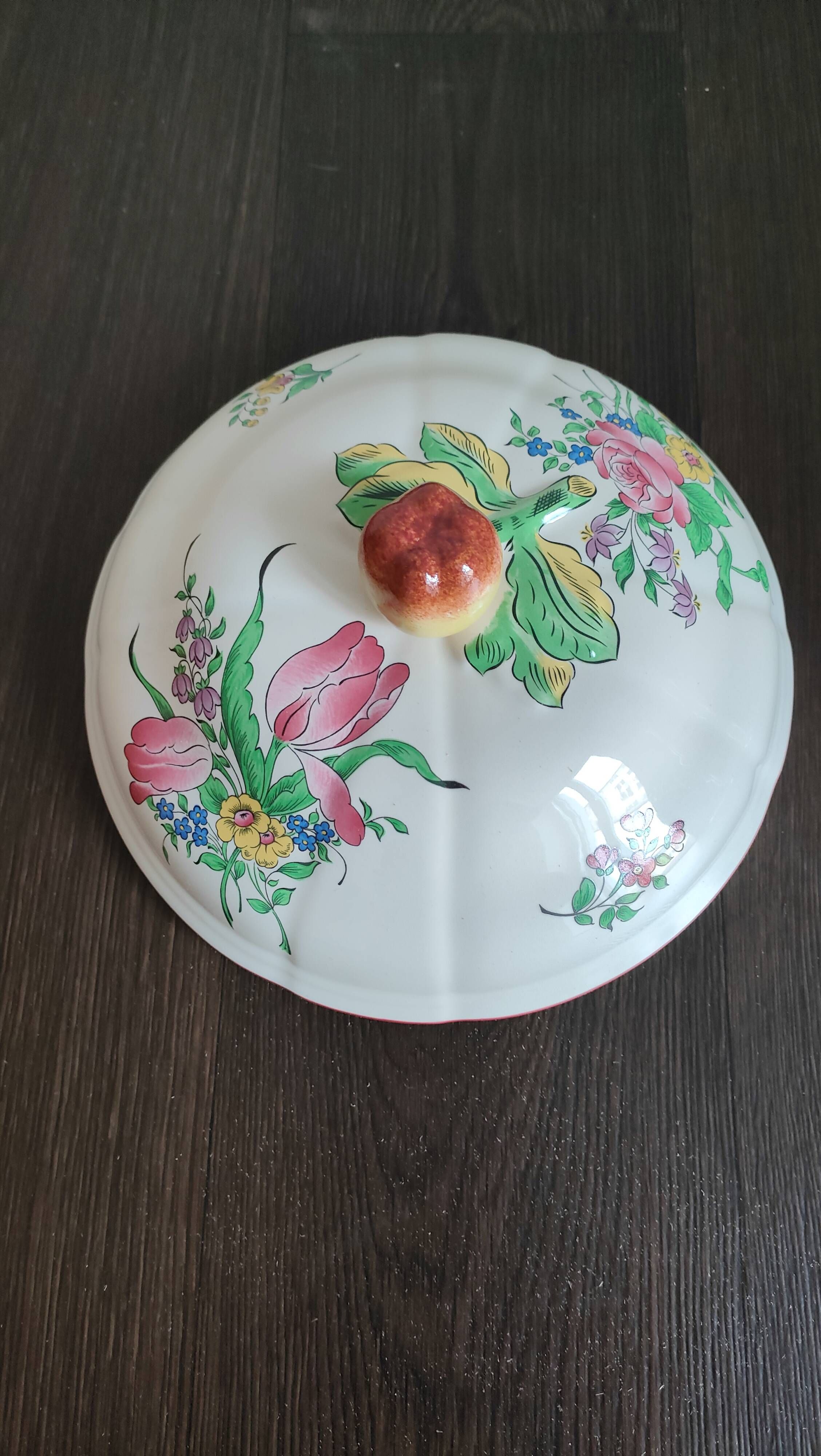 Grande soupière ancienne et son dormant en faïence de Lunéville – Décor Rév