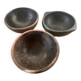 Lot de 3 bols en poterie noire traditionnelle