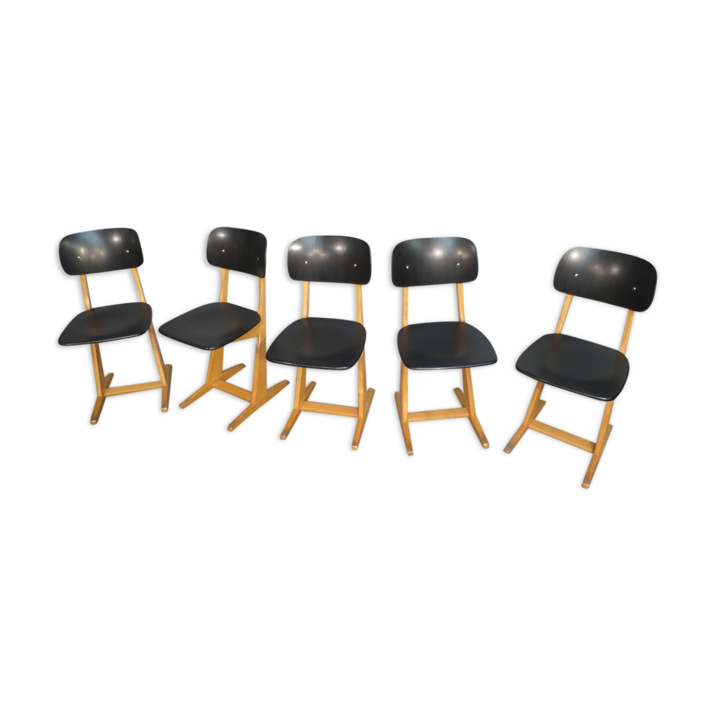 Set of 5 adult Casala chairs 60s