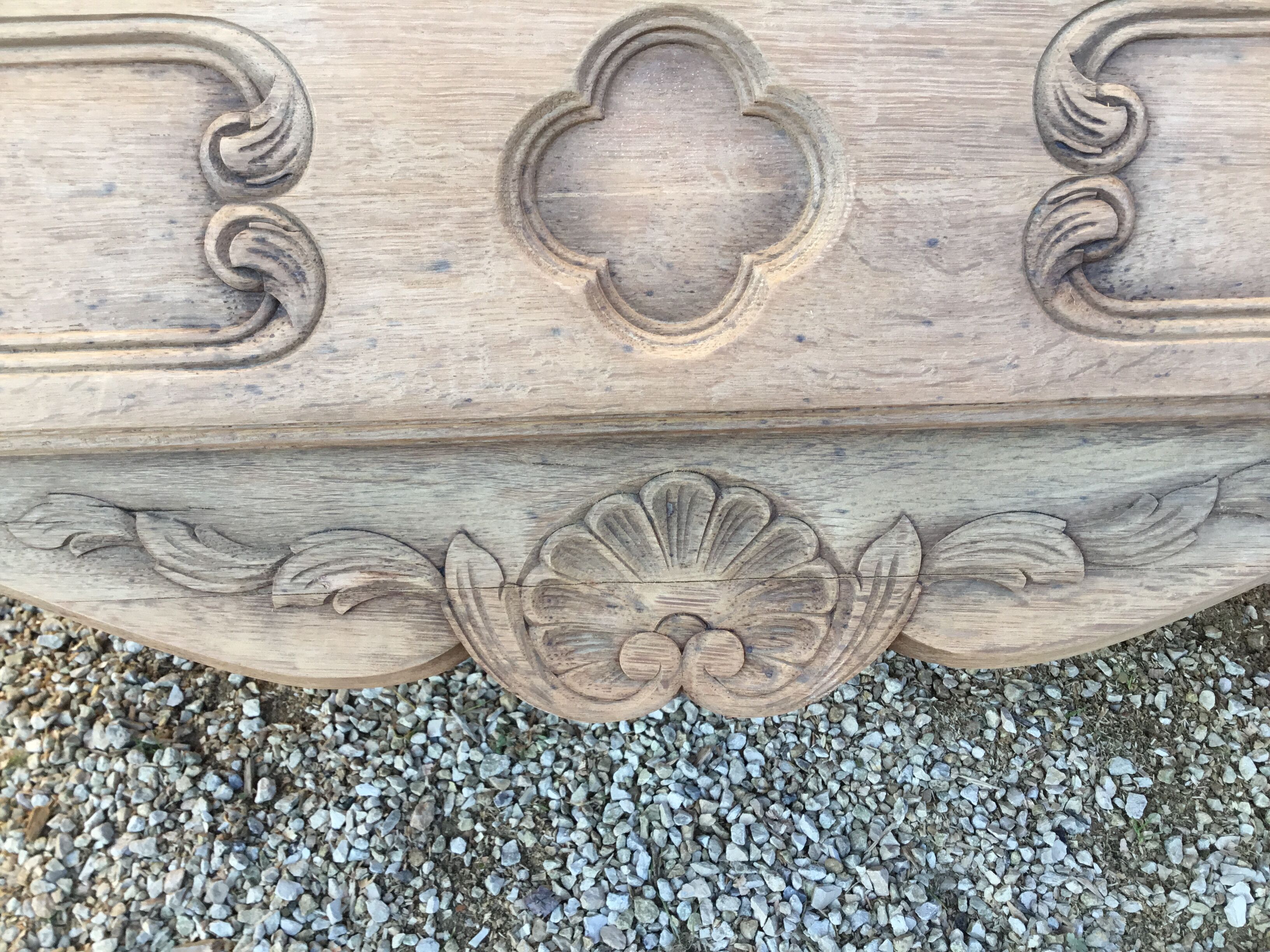 Louis XV style chest of drawers in stripped oak