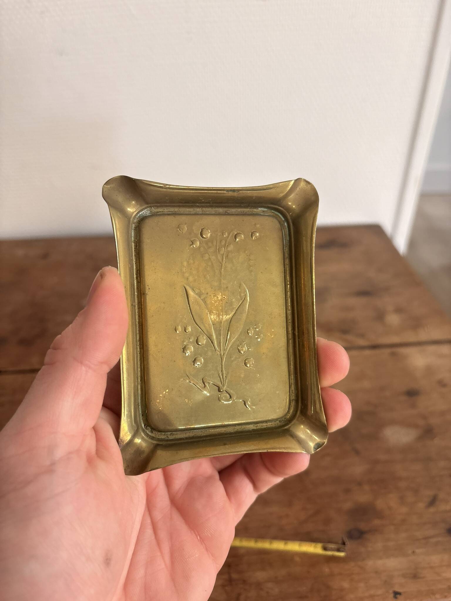 Antique Ashtray Catchall Art Nouveau Gilded Brass Flowers 20th Century