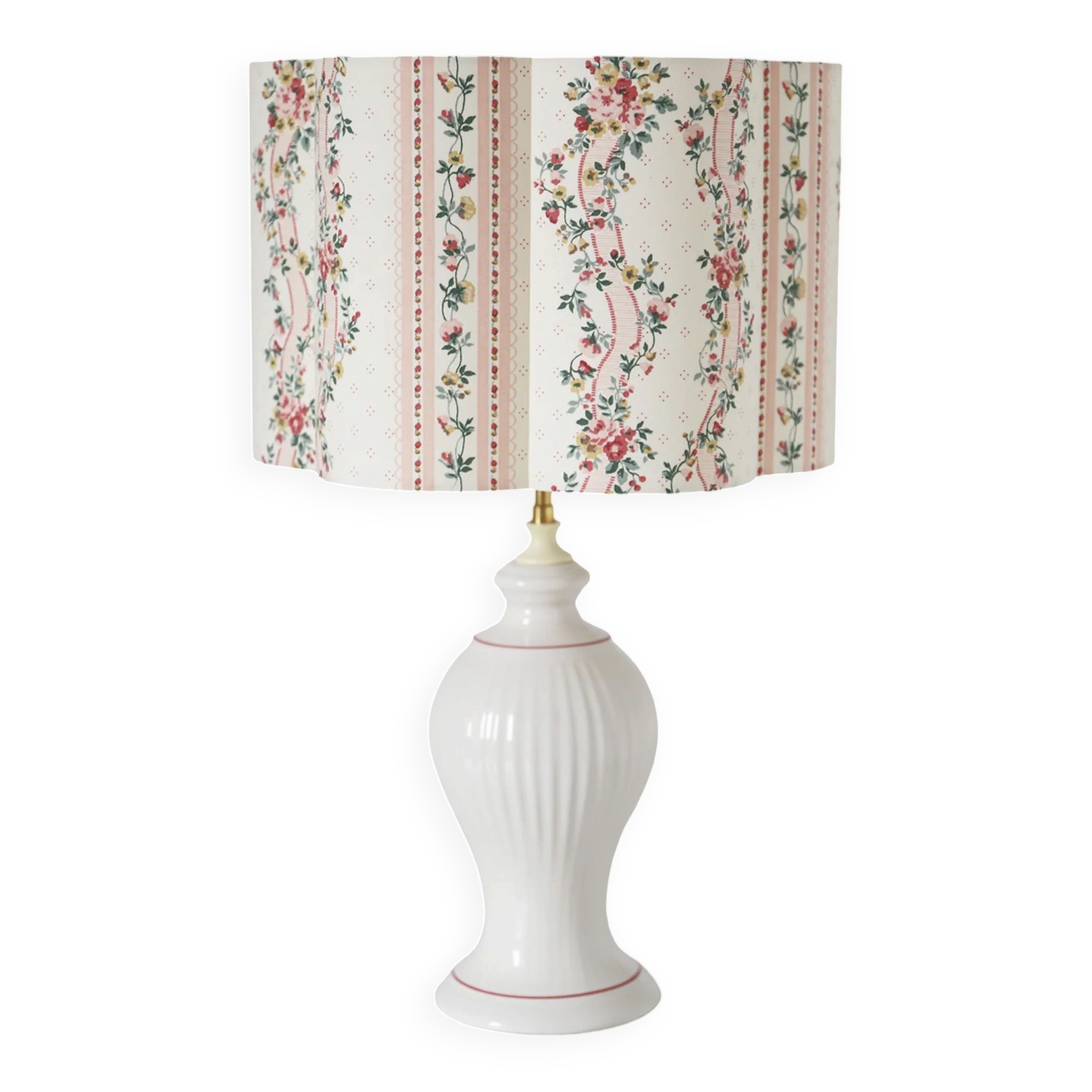 Vintage table lamp "St Michael" – Ribbed ceramic and country print