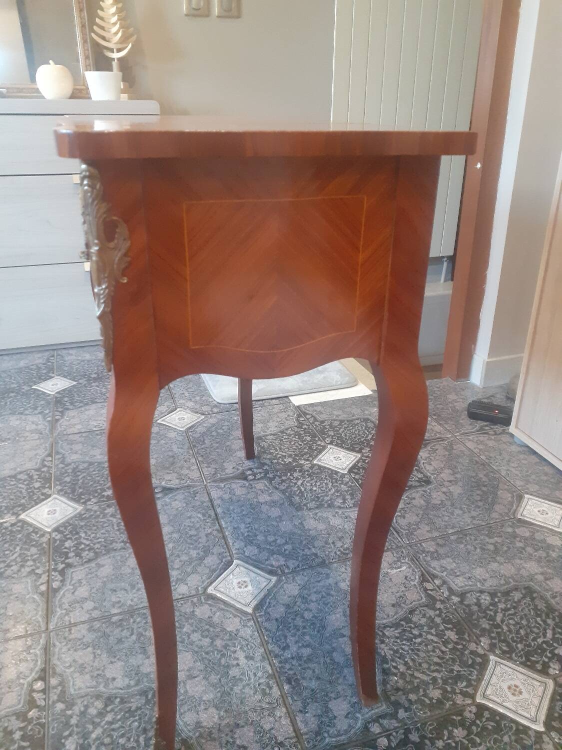 Louis XV style rosewood marquetry dressing table