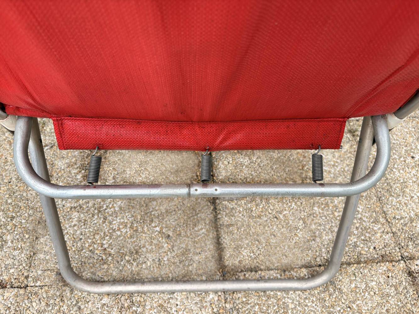 Vintage 1970s Kettler folding chair – pop floral print & structure