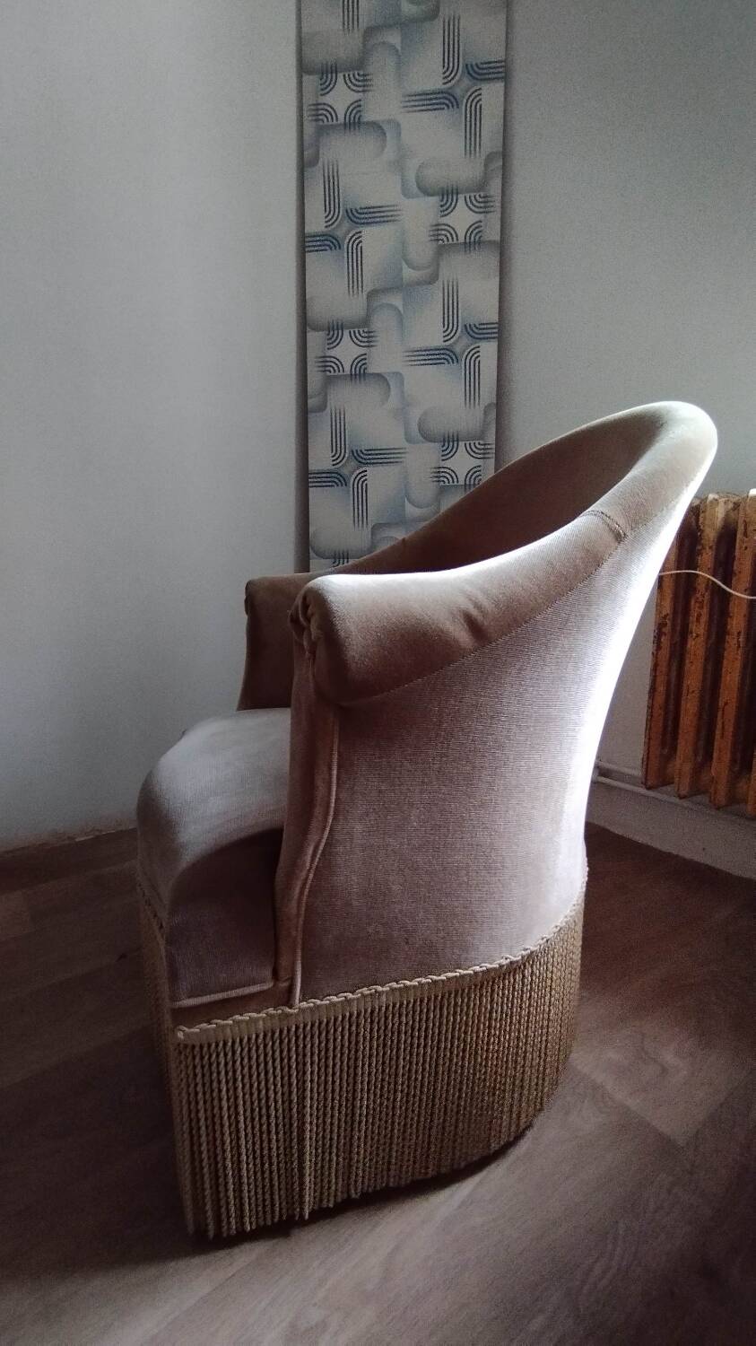 Beige velvet toad armchair