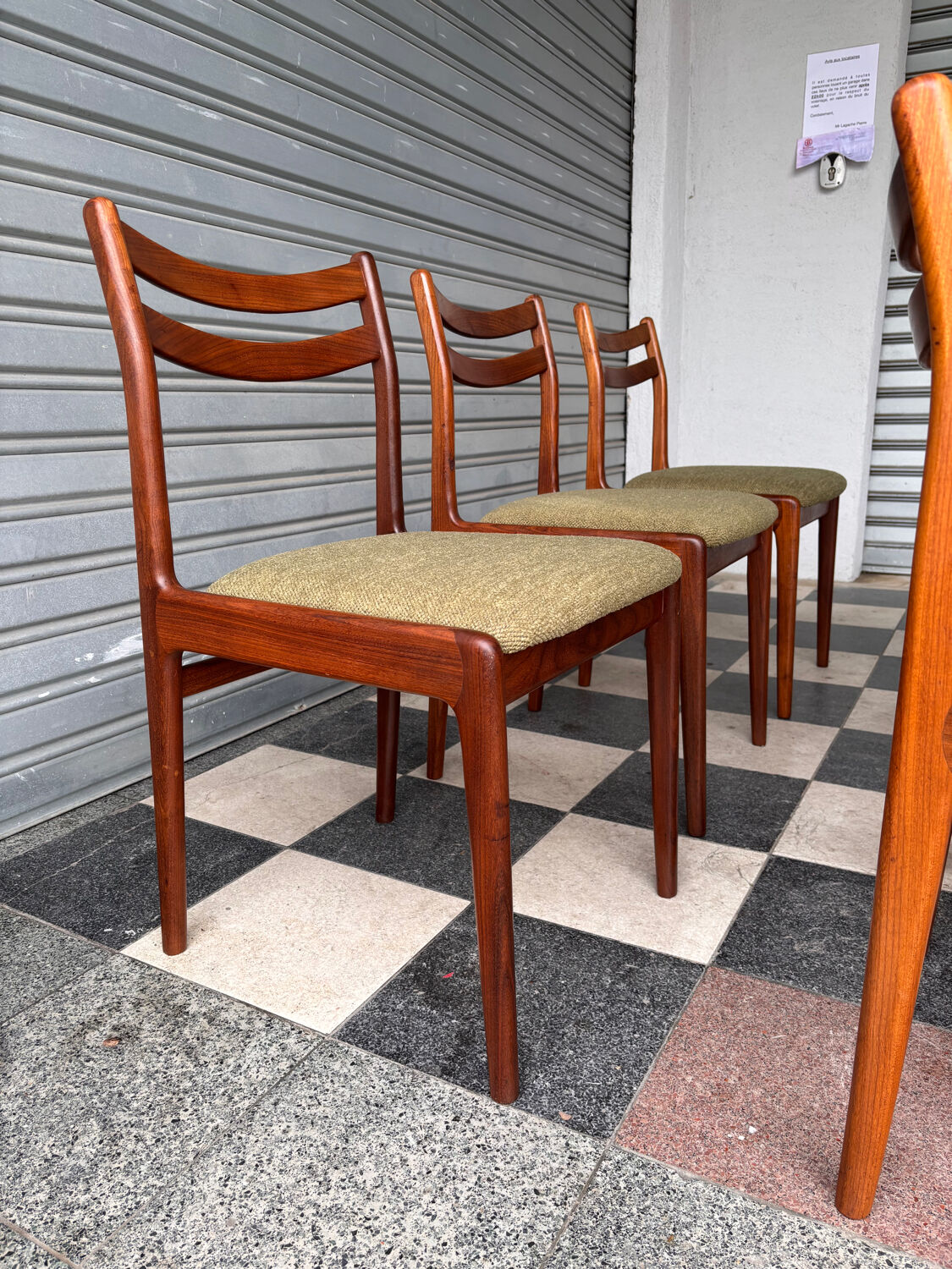 Set of 6 Scandinavian chairs