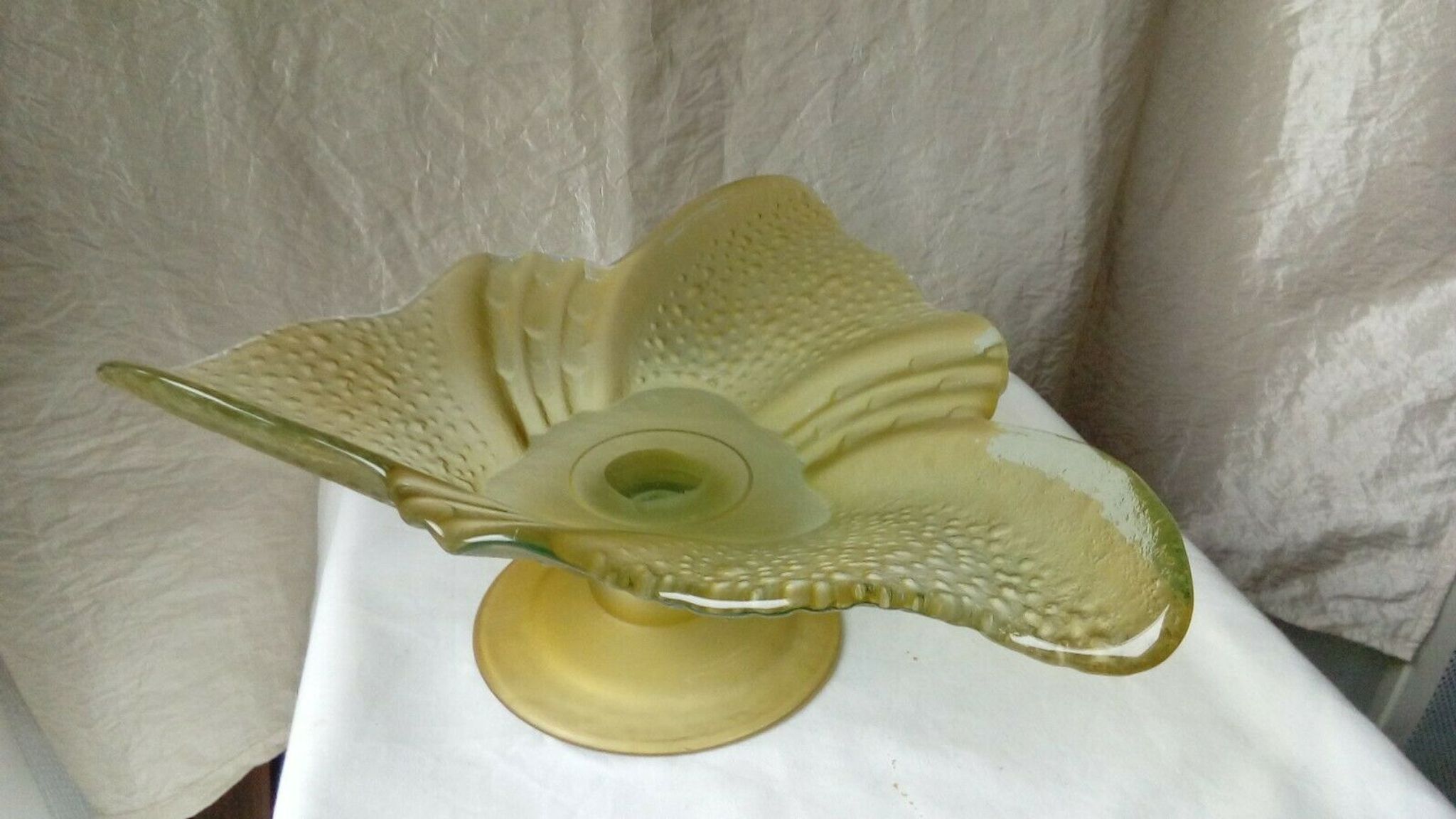 Frosted glass fruit bowl, contemporary piece from the 20th century.