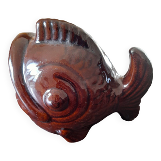 fish ashtray