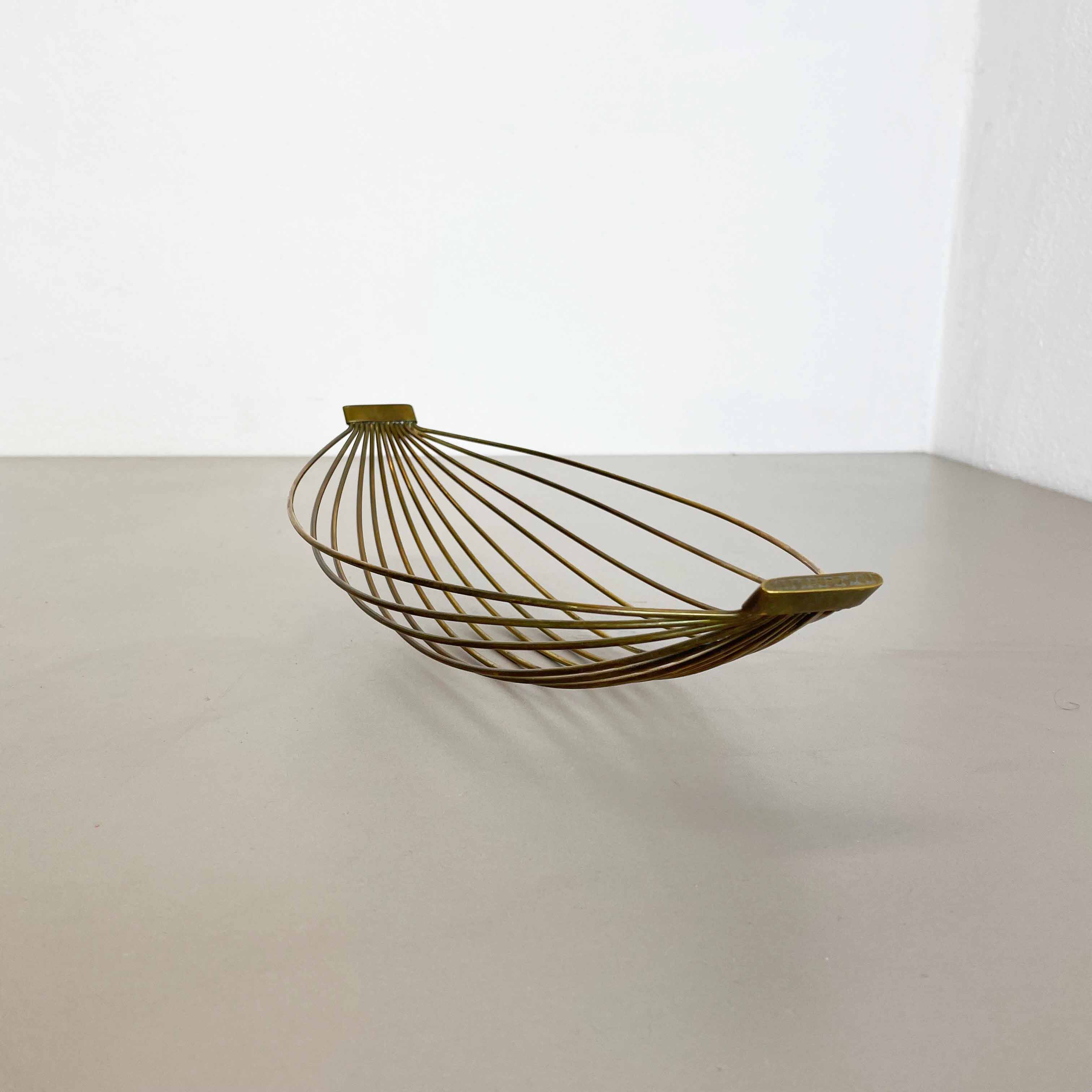 Minimalist Brass Fruit Bowl Shell by Carl Auböck, Austria, 1950s