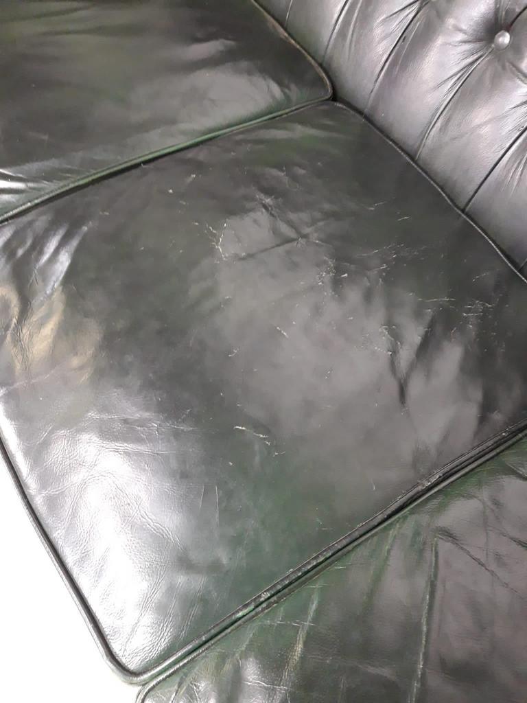 vintage chippendale chesterfield / two-seater / seat