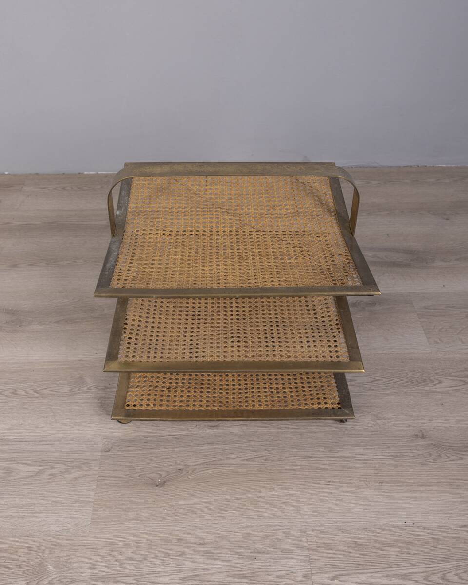 VINTAGE 1960S MAGAZINE RACK IN BRASS AND VIENNA STRAW ITALIAN DESIGN