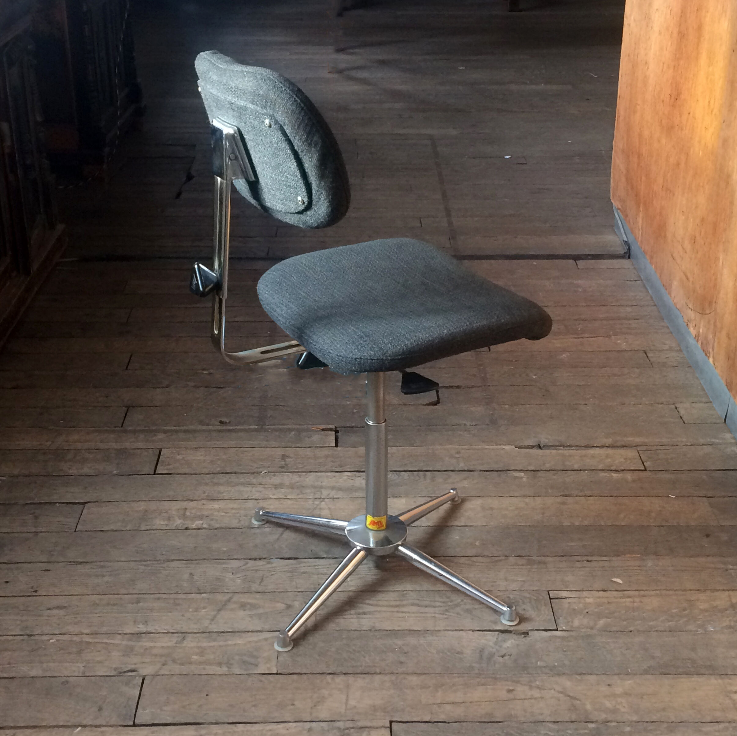 Bad brand swivel chair