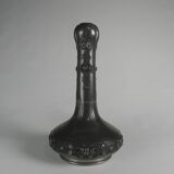 Art Nouveau vase in pewter signed Pechez, early 20th century.