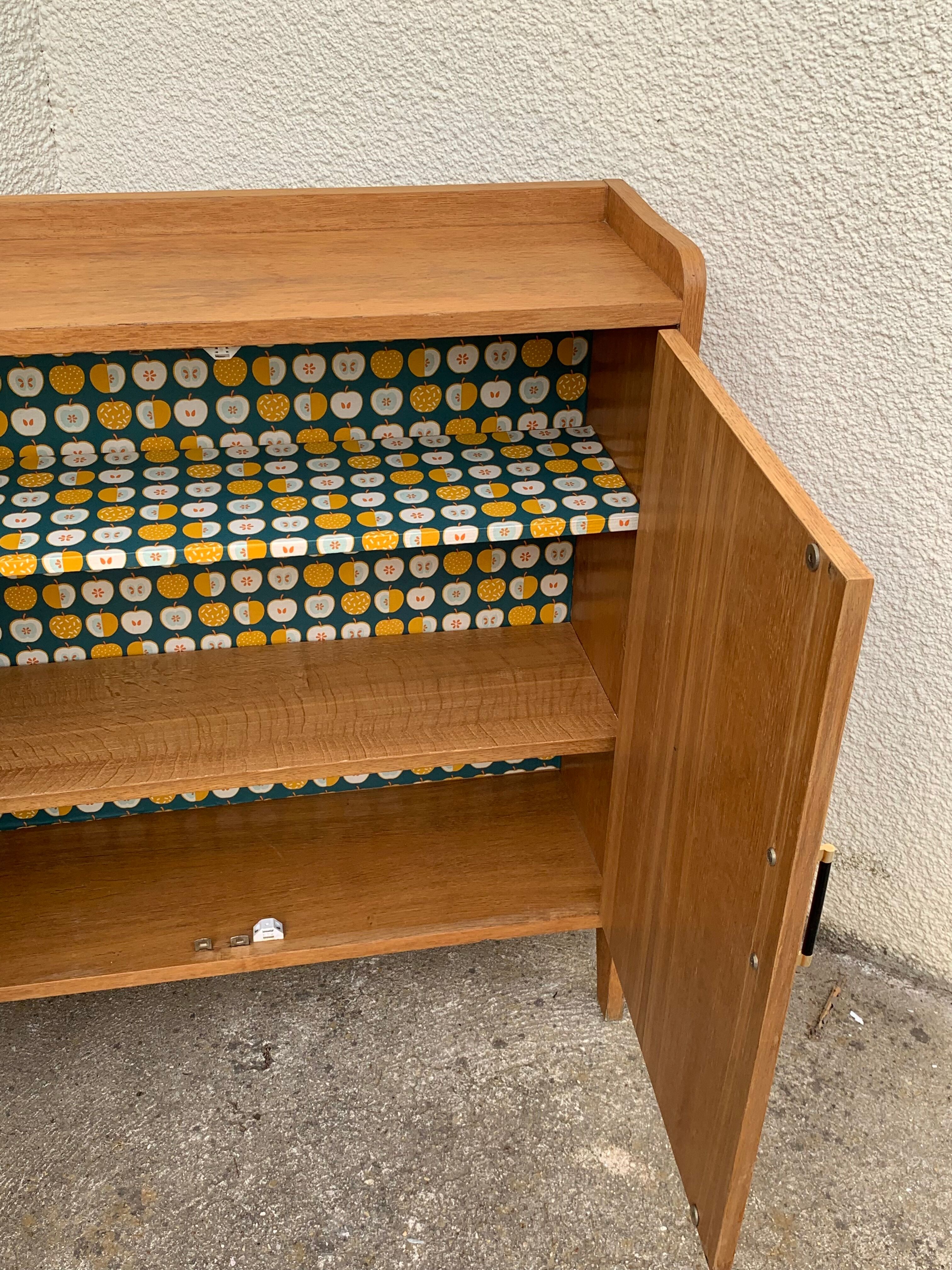 Vintage bookcase feet aileron 1950