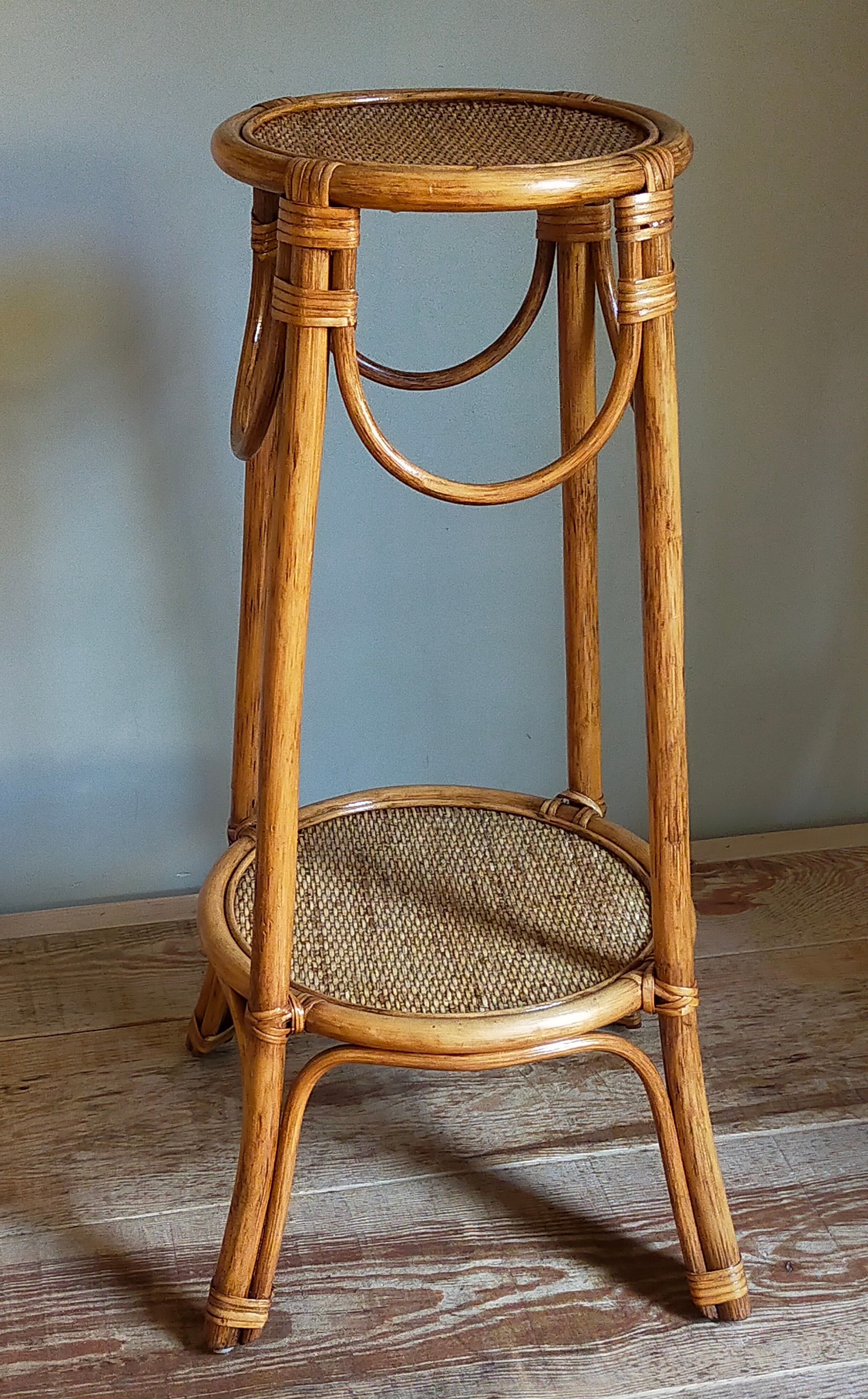 High harness in vintage rattan