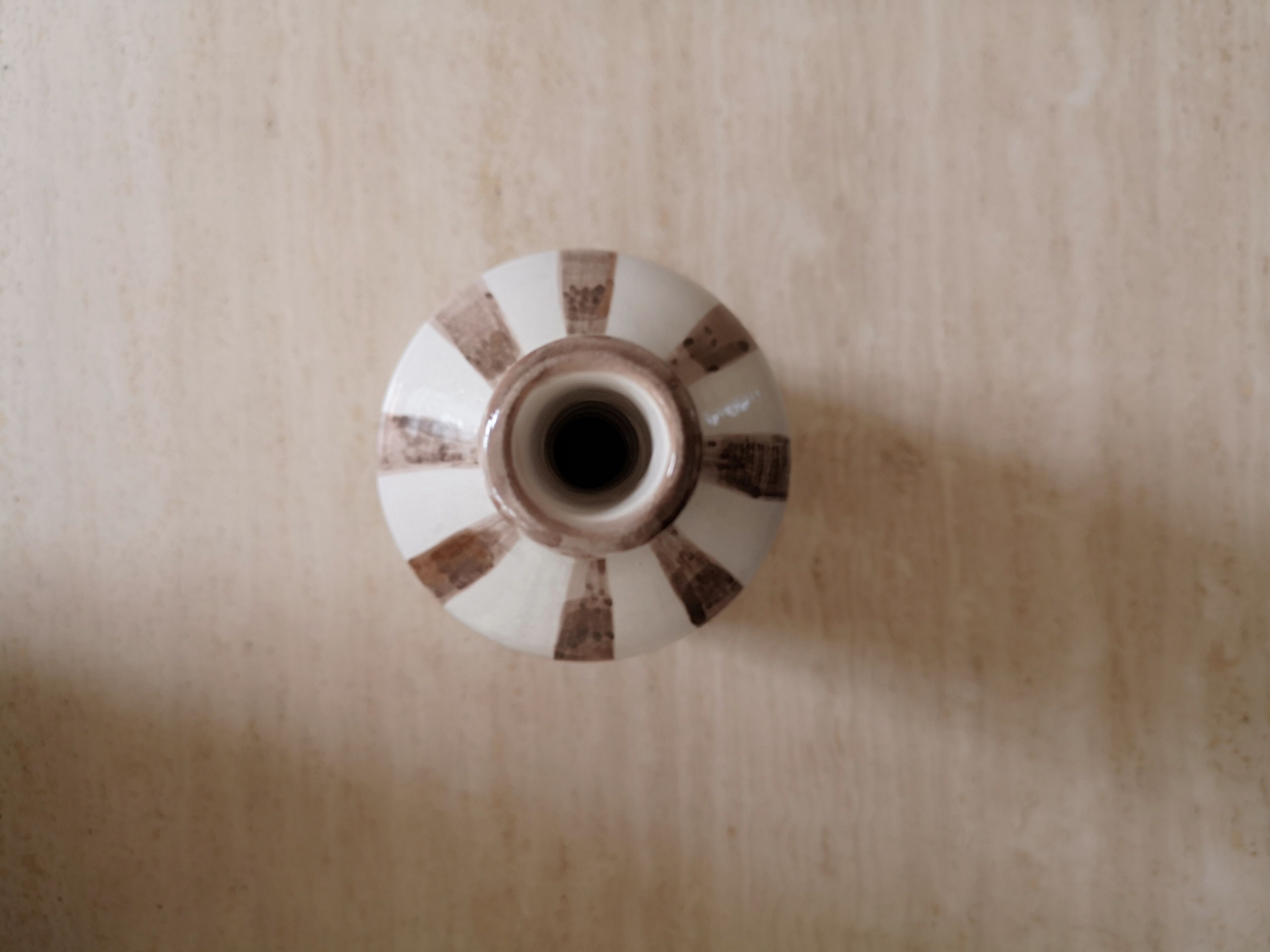 Vase en ceramique émaillé
