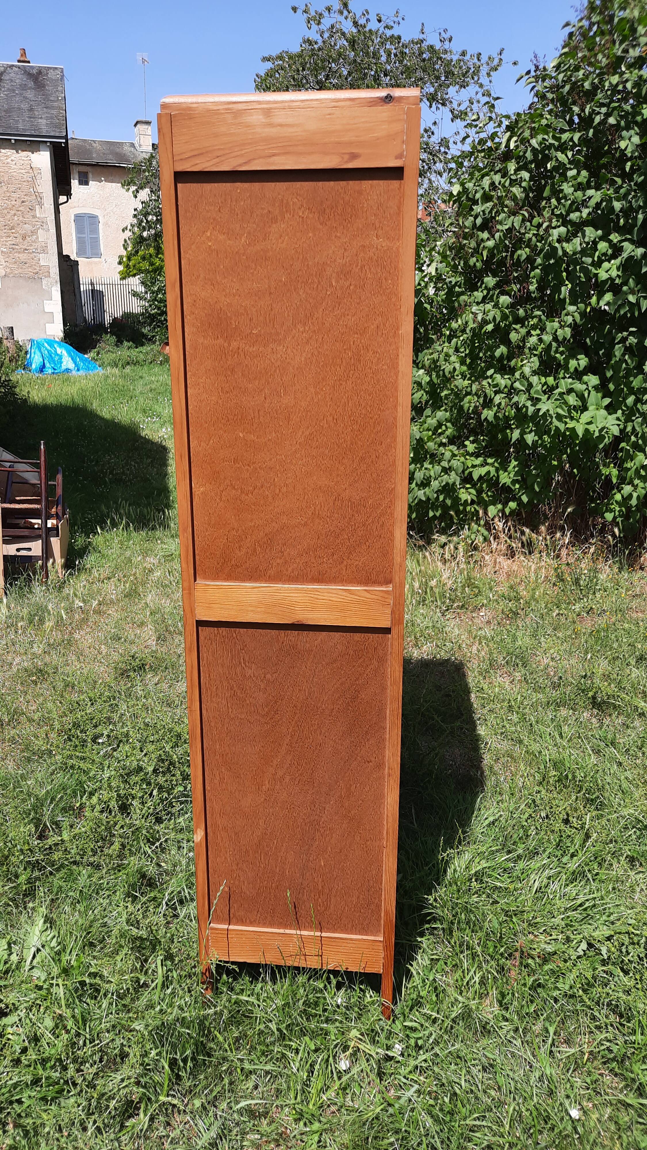 Art Deco style showcase