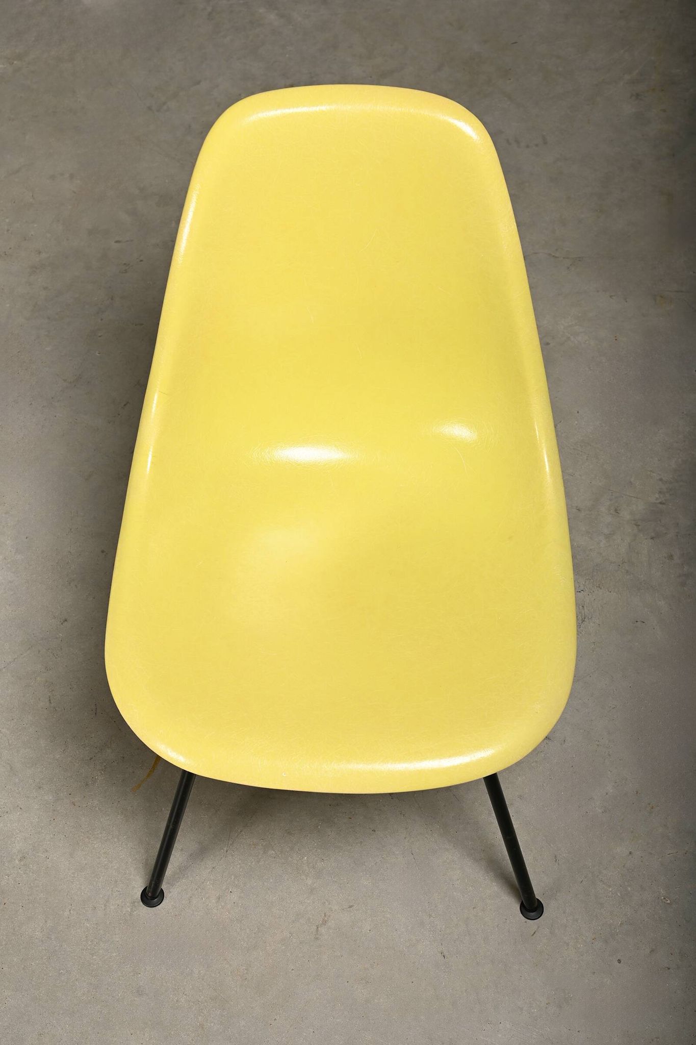Ensemble de chaises d'appoint en fibre de verre Charles & Ray Eames DSX multicolores pour Herman Mi