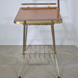 Smooth floor lamp magazine holder
