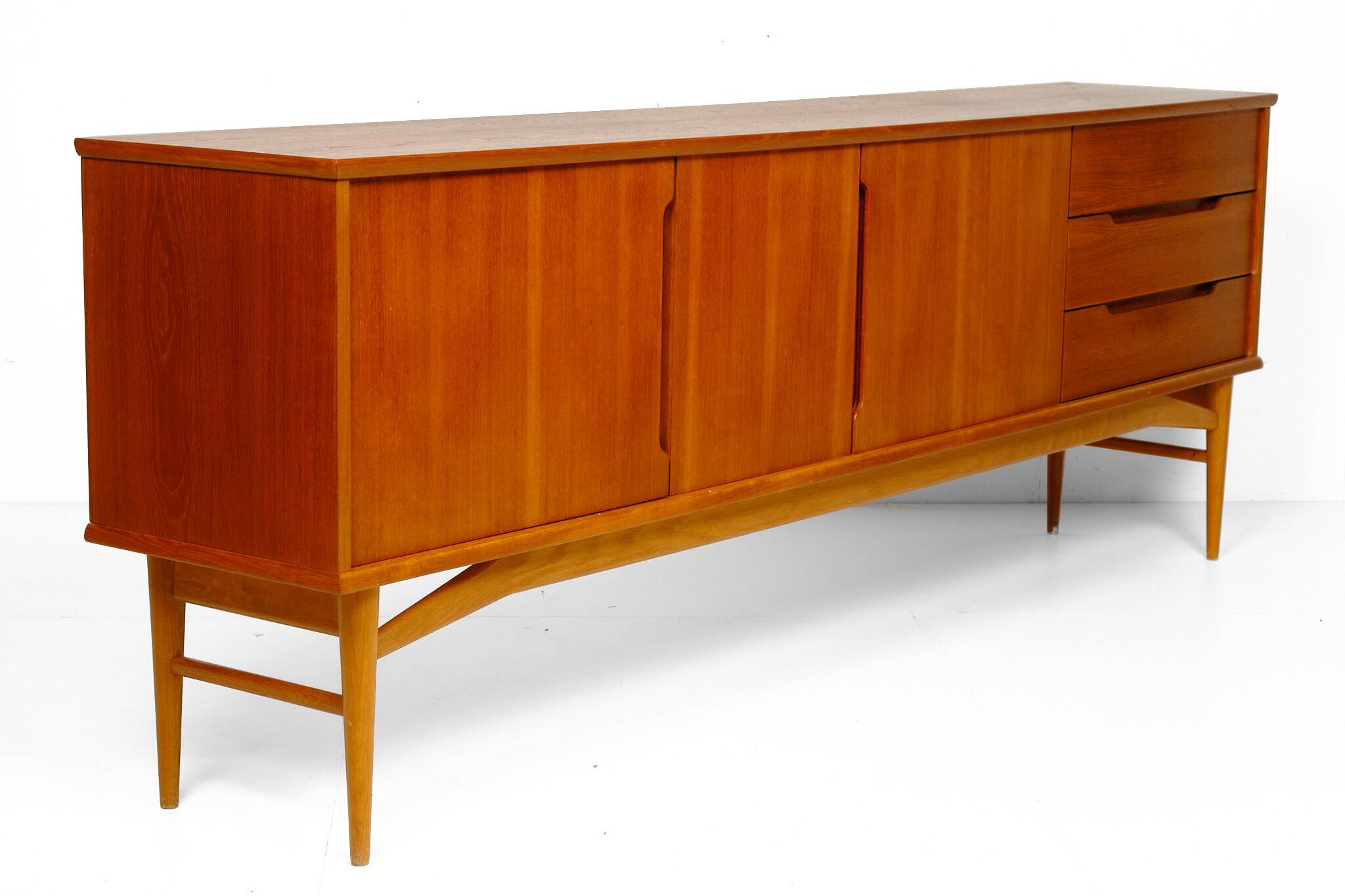 Teak enfilade, Fredericia, by Borge Mogensen, built around 1970.