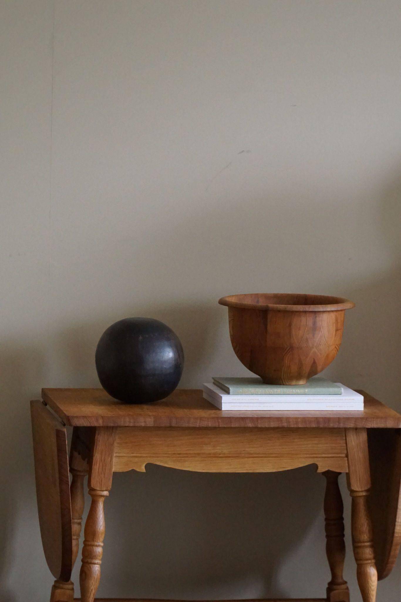 Danish mid-century folding side table in oak, Henning Kjærnulf, 1960s.