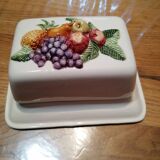 Slurry ceramic butter dish