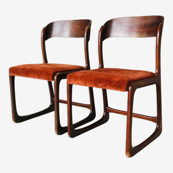 Paire de chaises Baumann modèle traineau - 1960