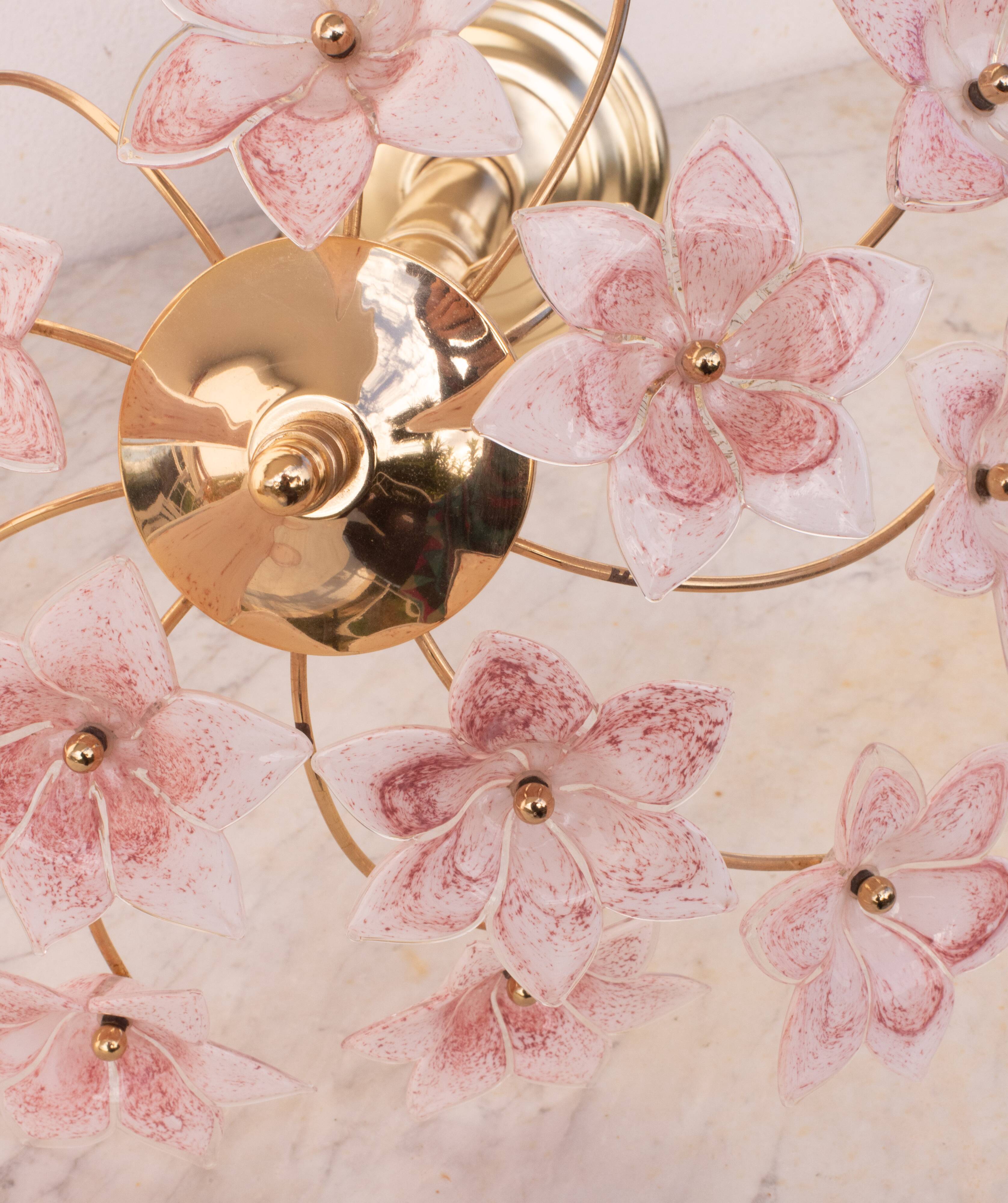 Amazing Murano Table Light Pink Flowers, 1980s