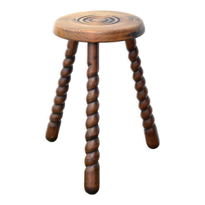 tabouret tripode en bois
