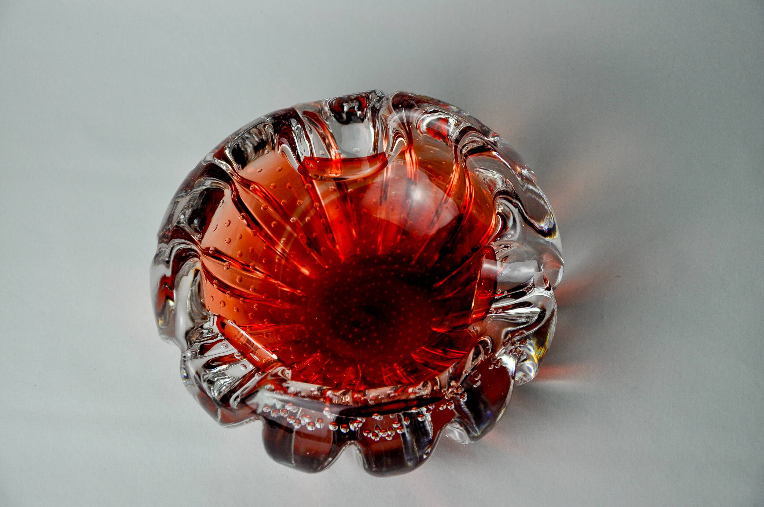 Sommerso bubbles pocket by Flavio Poli for Seguso, red Murano glass, Italy, 1970