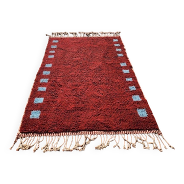 Moroccan Berber rug burgundy 300x200 cm – light blue geometric patterns