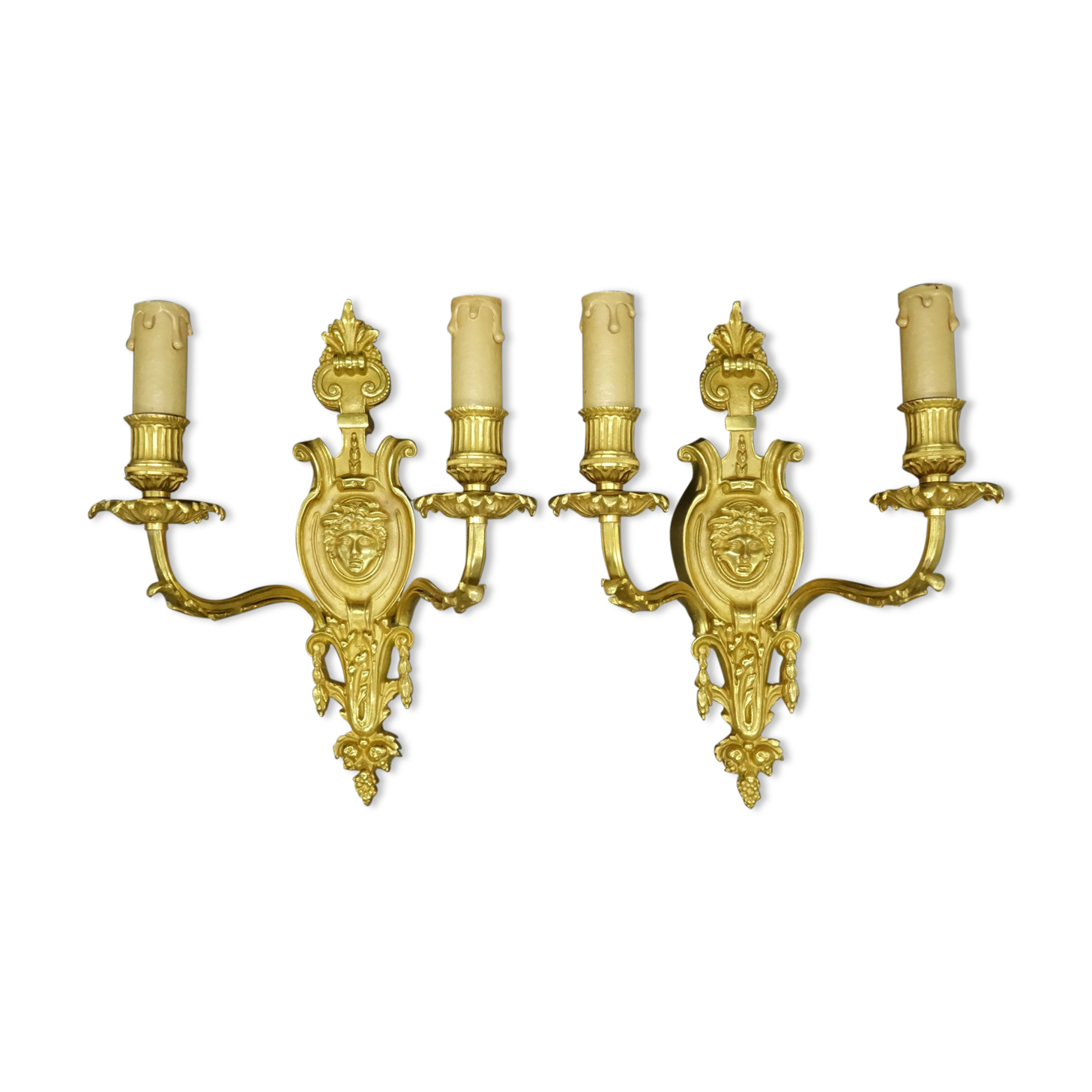 Pair of wall lamps with gorgon Medusa Louis XVI style