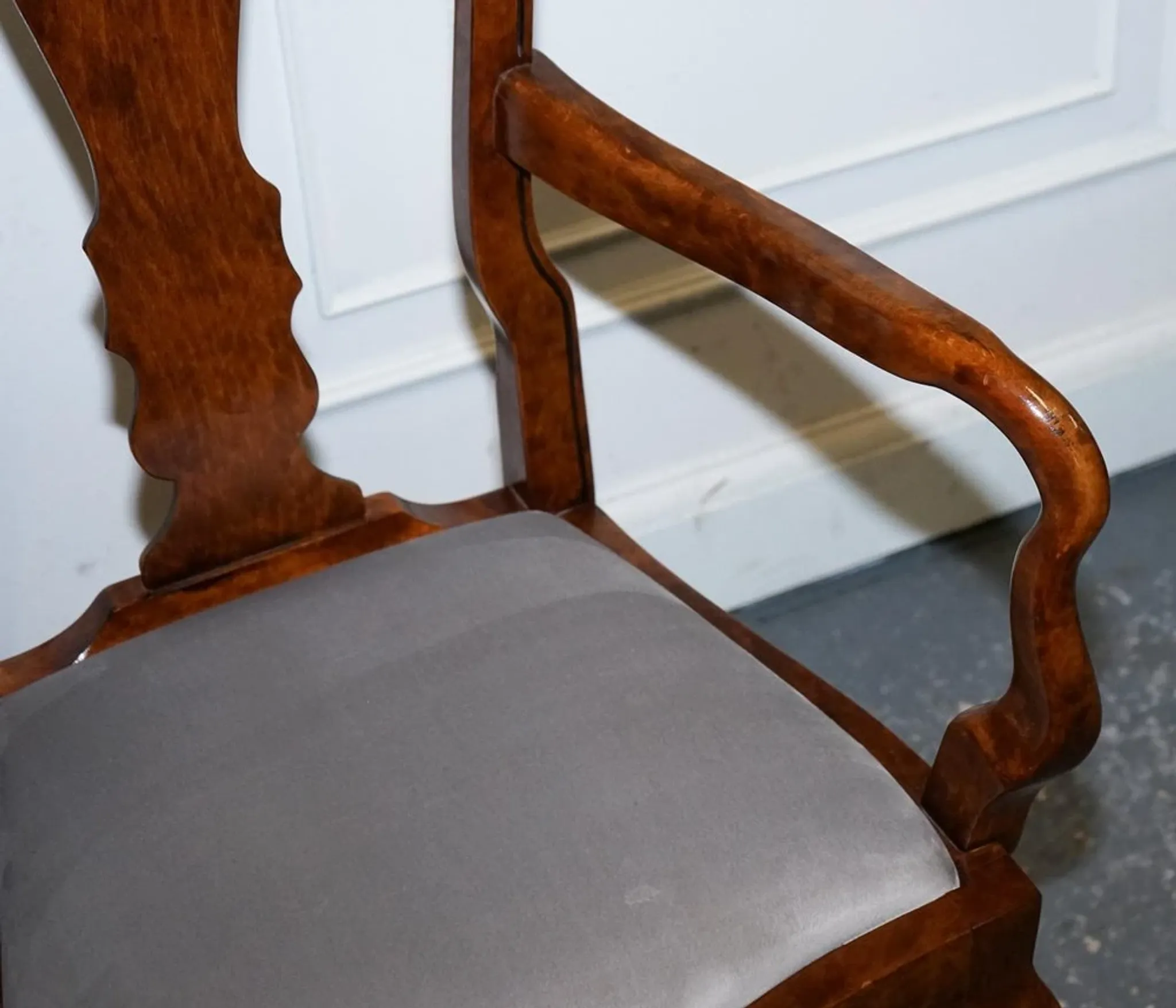 Art Deco Queen Anne Style Armchairs in Walnut Burl, 1920s, Set of 2