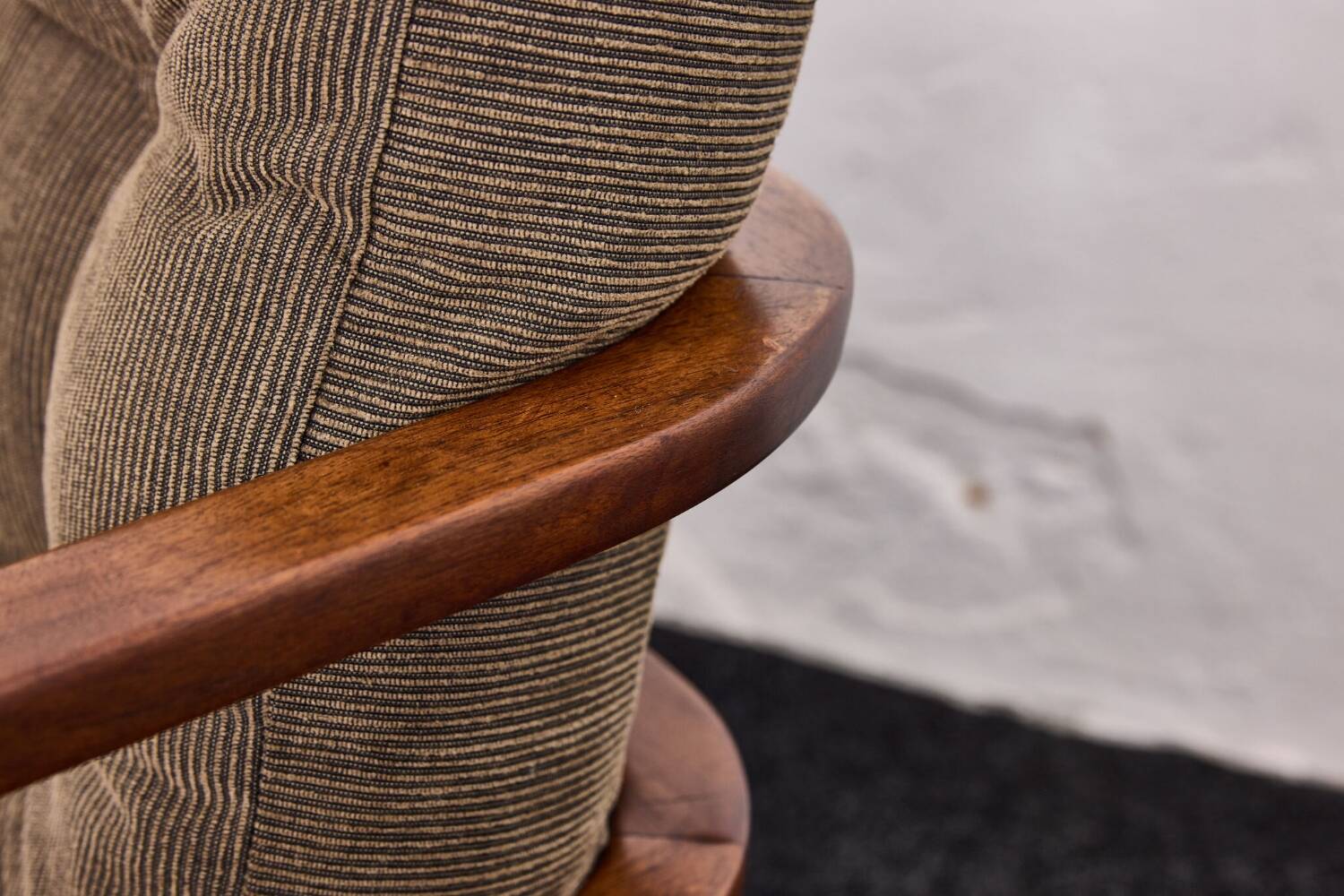 Lajos Kozma, importants fauteuils Art Déco de Budapest Werkstatte, années 1930