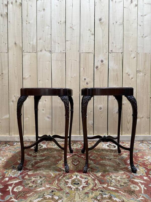 Paire de tables de chevets / sellettes / bouts de canapé style Louis XV Rég