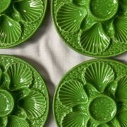 Assiettes à huîtres en barbotine