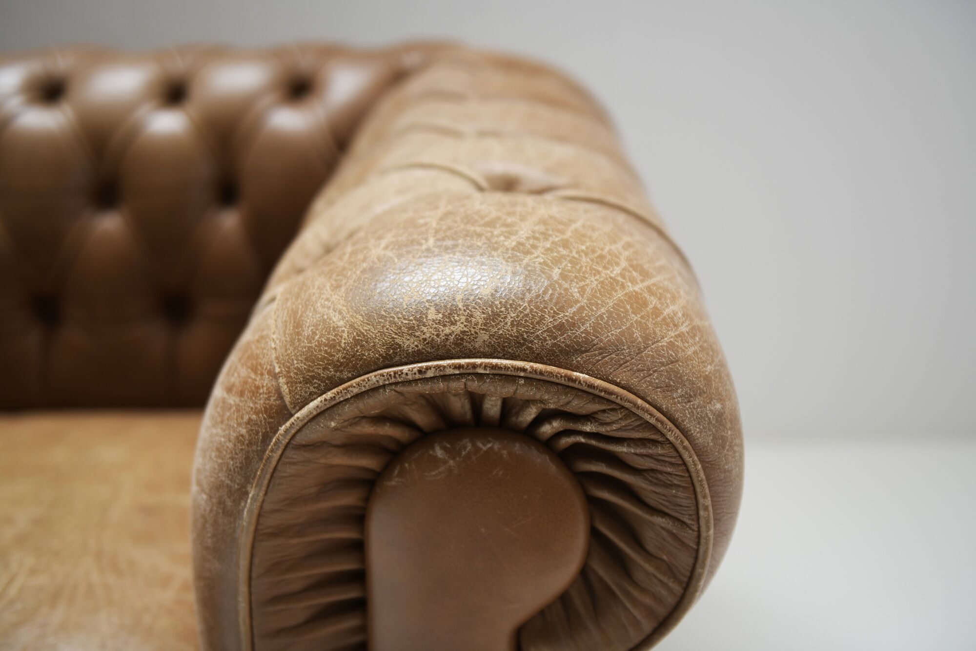 Vintage leather Chesterfield set 1991 by Natuzzi - Italy